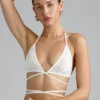 Haut de bikini Liberty à bretelles croisées ornées, couleur ivoire