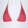 Haut de bikini Morella à dos nu en vichy rouge Haut de bikini Morella à dos nu en vichy rouge