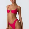 Haut de bikini Sanibel à découpes et chaînes, rose framboise