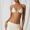 Haut de bikini triangle Keshi avec détails en perles, blanc perle Haut de bikini triangle Keshi avec détails en perles, blanc perle