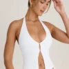 Haut dos nu à encolure halter Covia en blanc Haut dos nu à encolure halter Covia en blanc