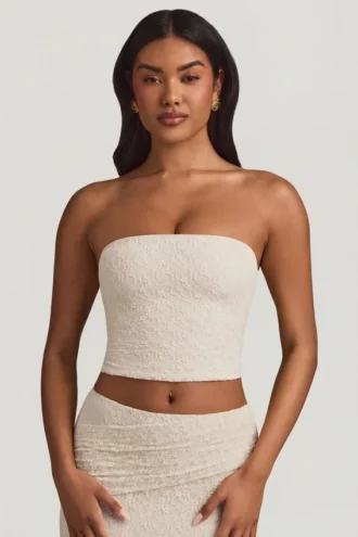 Haut en dentelle froncée sans bretelles Tamia, couleur ivoire