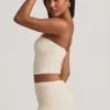 Haut en dentelle froncée sans bretelles Tamia, couleur ivoire Haut en dentelle froncée sans bretelles Tamia, couleur ivoire