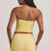 Haut en dentelle sans bretelles à fronces Tamia, jaune pastel Haut en dentelle sans bretelles à fronces Tamia, jaune pastel