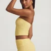Haut en dentelle sans bretelles à fronces Tamia, jaune pastel Haut en dentelle sans bretelles à fronces Tamia, jaune pastel