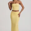 Haut en dentelle sans bretelles à fronces Tamia, jaune pastel Haut en dentelle sans bretelles à fronces Tamia, jaune pastel