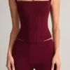 Haut à encolure carrée en modal Vivee, couleur vin Haut à encolure carrée en modal Vivee, couleur vin