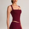 Haut à encolure carrée en modal Vivee, couleur vin Haut à encolure carrée en modal Vivee, couleur vin