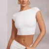 Haut Juno à manches courtes et dos nu, en blanc Haut Juno à manches courtes et dos nu, en blanc