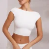 Haut Juno à manches courtes et dos nu, en blanc Haut Juno à manches courtes et dos nu, en blanc