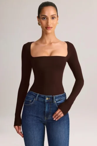 Haut à manches longues et encolure carrée Kaia en modal, couleur chocolat