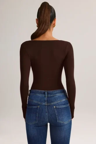 Haut à manches longues et encolure carrée Kaia en modal, couleur chocolat