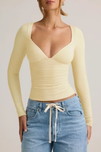 Haut à manches longues froncé Emry en Modal, couleur jaune crème