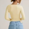 Haut à manches longues froncé Emry en Modal, couleur jaune crème Haut à manches longues froncé Emry en Modal, couleur jaune crème