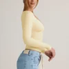 Haut à manches longues froncé Emry en Modal, couleur jaune crème Haut à manches longues froncé Emry en Modal, couleur jaune crème