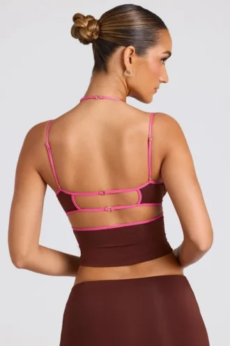 Haut Rocio à bordures contrastées en marron chocolat