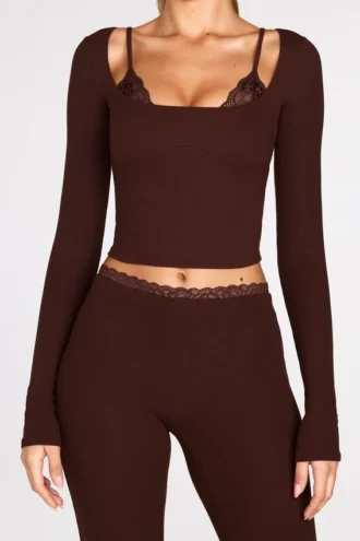 Haut-soutien-gorge à lacets à manches longues en modal côtelé Margaux, couleur chocolat