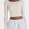 Haut superposé en modal, couleur ivoire Haut superposé en modal, couleur ivoire
