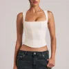 Haut Vivee en modal à encolure carrée, couleur ivoire Haut Vivee en modal à encolure carrée, couleur ivoire