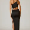Jupe longue asymétrique froncée Ishaana, couleur noire Jupe longue asymétrique froncée Ishaana, couleur noire
