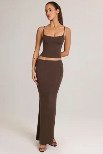 Jupe longue Avenley en modal à taille mi-haute et coupe en queue de poisson, couleur marron chocolat