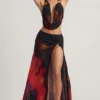 Jupe longue fendue à taille mi-haute Keona, imprimé flou rouge Jupe longue fendue à taille mi-haute Keona, imprimé flou rouge
