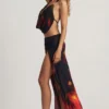 Jupe longue fendue à taille mi-haute Keona, imprimé flou rouge Jupe longue fendue à taille mi-haute Keona, imprimé flou rouge