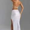 Jupe longue Pelagia à taille en V et fente sur la cuisse, en blanc Jupe longue Pelagia à taille en V et fente sur la cuisse, en blanc