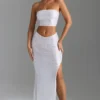 Jupe longue Pelagia à taille en V et fente sur la cuisse, en blanc Jupe longue Pelagia à taille en V et fente sur la cuisse, en blanc