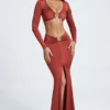 Jupe longue évasée Adena avec détails métalliques, couleur marron auburn