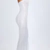 Kinsley Robe longue bandeau à découpes et ornements, blanche Kinsley Robe longue bandeau à découpes et ornements, blanche