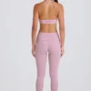 Legging à taille mi-haute et sangles en mauve