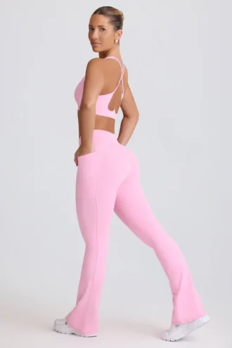Legging évasé Soft Active à poche et taille en V, rose pâle