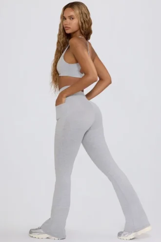 Legging évasé Soft Active à taille en V et poches, gris