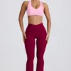 Leggings Soft Active à taille en V et poches, jambes évasées, couleur bordeaux