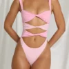 Maillot de bain 1 pièce à découpes Elirae en rose multicolore Maillot de bain 1 pièce à découpes Elirae en rose multicolore