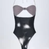 Maillot de bain 1 pièce à empiècements et découpes Zarza, couleur argent chrome Maillot de bain 1 pièce à empiècements et découpes Zarza, couleur argent chrome