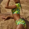 Maillot de bain Delos Booty à imprimé vert Maillot de bain Delos Booty à imprimé vert