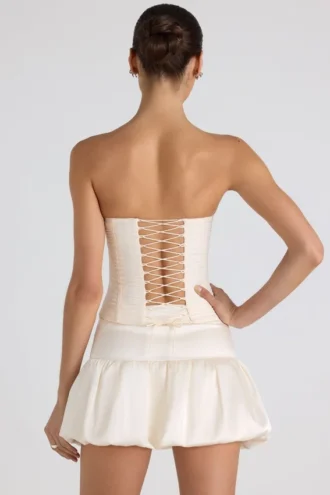 Micro-mini-jupe Matiya à ourlet bouffant et taille mi-haute, couleur ivoire