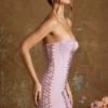 Micro-mini-robe bandeau corset à lacets Emira en mauve