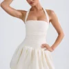 Micro-mini-robe corset à encolure dos nu et ourlet bouffant à lacets Ludmila, couleur ivoire Micro-mini-robe corset à encolure dos nu et ourlet bouffant à lacets Ludmila, couleur ivoire