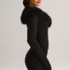 Mini-jupe en maille Tova à taille mi-haute, couleur noire Mini-jupe en maille Tova à taille mi-haute, couleur noire