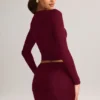 Mini-jupe froncée à taille mi-haute en modal Cali, couleur rouge vin
