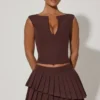 Mini-jupe plissée à volants et taille basse Nada, couleur chocolat Mini-jupe plissée à volants et taille basse Nada, couleur chocolat