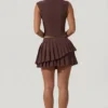 Mini-jupe plissée à volants et taille basse Nada, couleur chocolat Mini-jupe plissée à volants et taille basse Nada, couleur chocolat