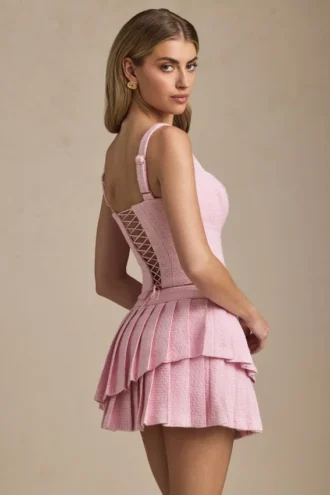 Mini-jupe plissée à volants et taille basse Nada, rose pâle