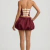 Mini-jupe à taille mi-haute et ourlet bouffant Clemmy, couleur rouge vin Mini-jupe à taille mi-haute et ourlet bouffant Clemmy, couleur rouge vin