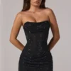 Mini-robe bandeau à col bénitier et taille drapée Zara, noire Mini-robe bandeau à col bénitier et taille drapée Zara, noire