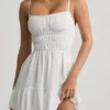 Mini-robe caraco froncée Tessara en blanc