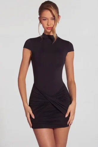 Mini-robe à col roulé en jersey Blair, dos nu froncé, en noir